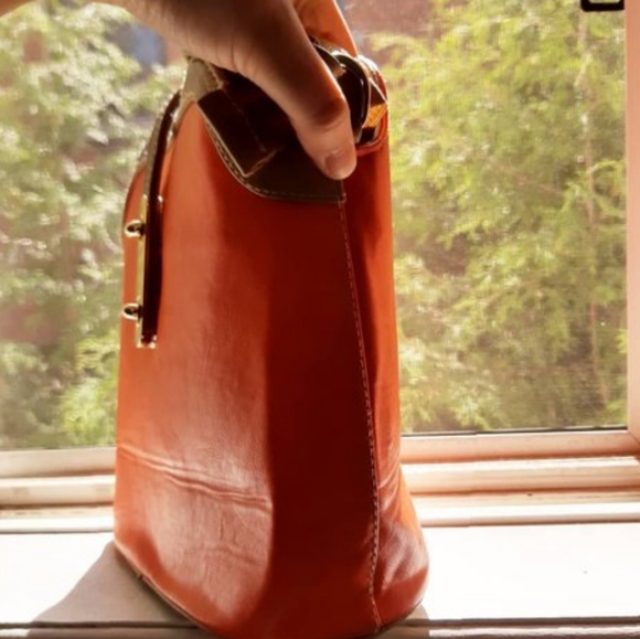 Statement purse - Picture 2 of 3